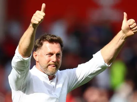 HLV Southampton nói thật lòng về tình huống bị phạm lỗi của Bruno Fernandes