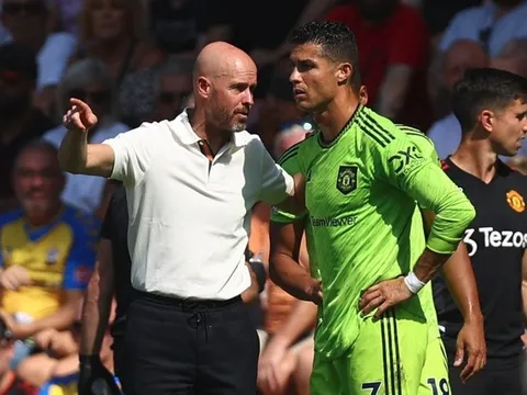 HLV Ten Hag được khuyên nên loại Ronaldo