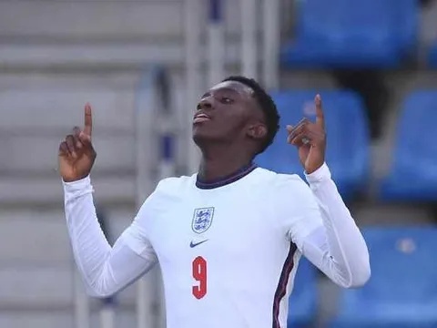 HLV U21 Anh: "Sao Arsenal đó sẽ là Harry Kane và Alan Shearer mới"