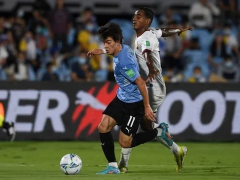 HLV Uruguay giải thích lý do tin dùng Facundo Pellistri