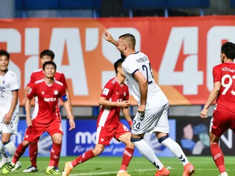 HLV Viettel: "Chúng tôi đã để thua trận trong 1 khoảnh khắc"