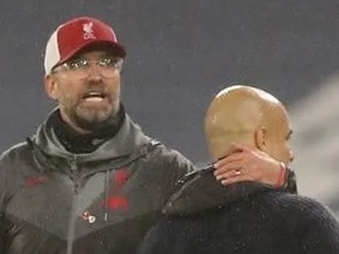 Hòa 1-1, Klopp kéo cổ Guardiola nói 1 chuyện
