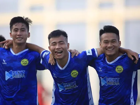 Thắng Kon Tum, Hòa Bình FC trở lại cuộc đua thăng hạng