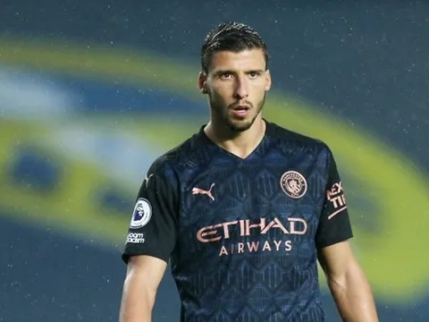 Hòa Leeds, Pep Guardiola dùng 1 từ mô tả 'bom tấn' Dias