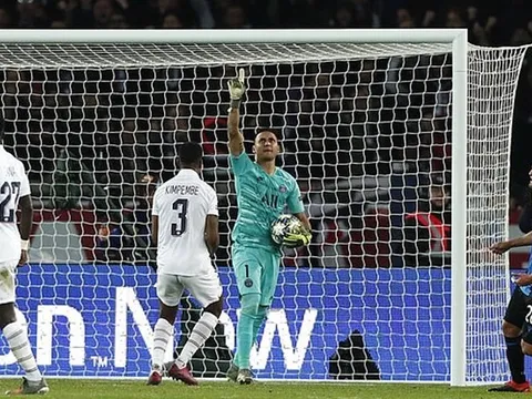 Hóa "người nhện" giúp PSG thắng, NHM tôn vinh: "Anh ta là siêu nhân, là huyền thoại"