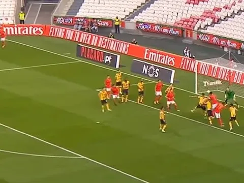 Hóa "quái vật không chiến", "đá tảng" Bồ Đào Nha chào hàng cực gắt đến Man City