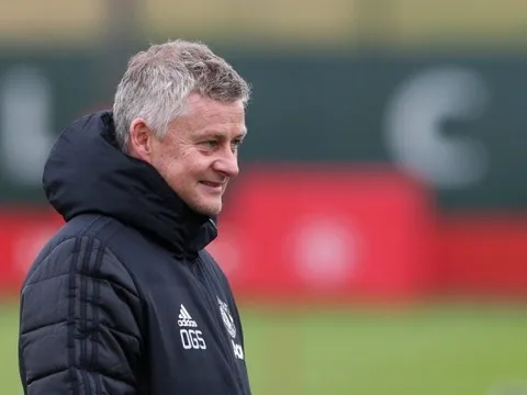 Hỏi mua bom tấn hàng công, Man Utd nhận câu trả lời