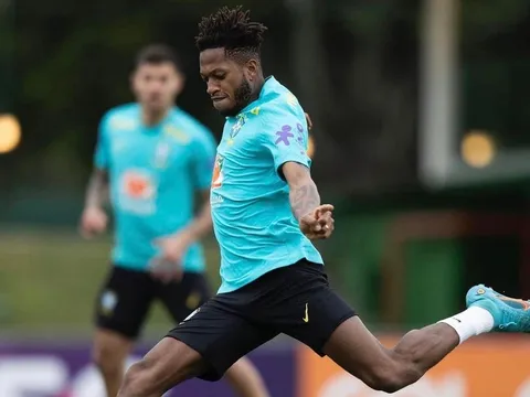 Hội quân cùng Brazil, sao M.U bày tỏ sự hạnh phúc