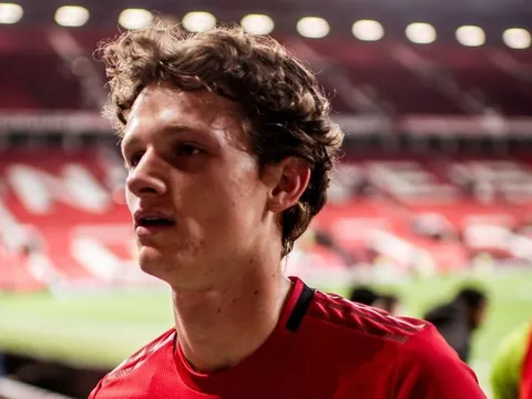 'Ngọc quý' Man Utd và quá trình chống ung thư: Dấu ấn Mourinho!