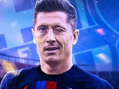 Hristo Stoichkov: ‘Barca sẽ vô địch La Liga’