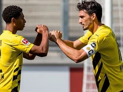 Hummels bị cạ cứng của Haaland thuyết phục hoàn toàn