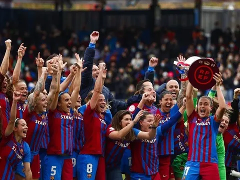 Hủy diệt Real, Barca vô địch Primera Division sớm với 24 trận toàn thắng