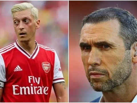 Huyền thoại Arsenal nổi giận: "Anh ta phải tự nhìn lại bản thân mình"