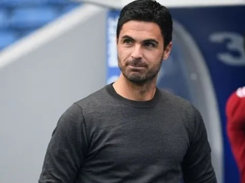 Huyền thoại Arsenal: "Tôi sẽ tự mình lái xe đến và đón Houssem Aouar"