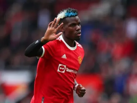 Huyền thoại khuyên Man Utd bán Paul Pogba, mua sao Premier League