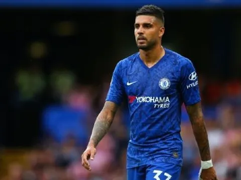 Chelsea coi chừng, Sarri đang "dò la" công thần của Lampard