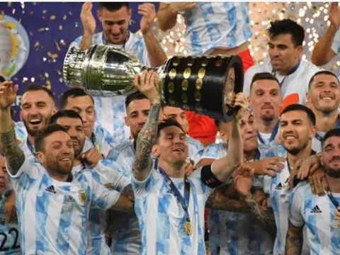 Hành động cho thấy tầm vóc của Messi sau khi vô địch Copa