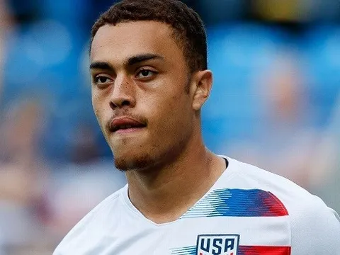 Bayern đến sát sườn, HLV Ajax thừa nhận khó giữ được 'thần đồng'