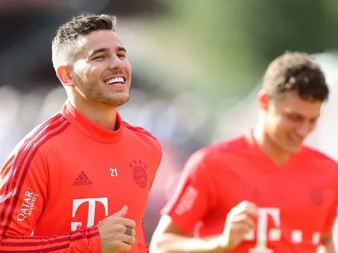 Bayern đón cú hích cực mạnh, tân binh lịch sử xác nhận ngày trở lại