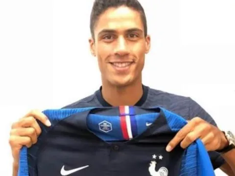 Ian McGarry lên tiếng, hé lộ số tiền Man Utd chi ra vì Varane