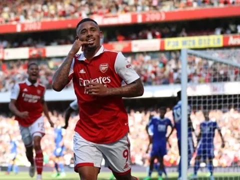 Ian Wright nhận xét táo bạo về Gabriel Jesus