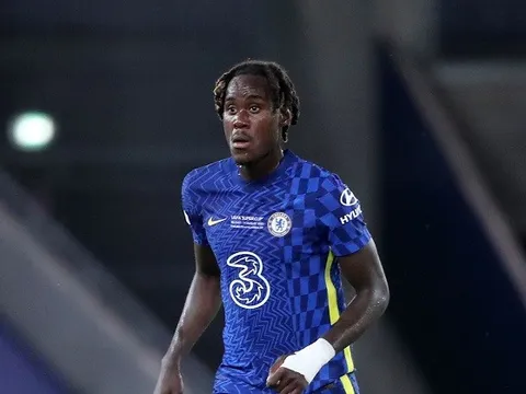 Ian Wright tìm ra Van Dijk mới ở London