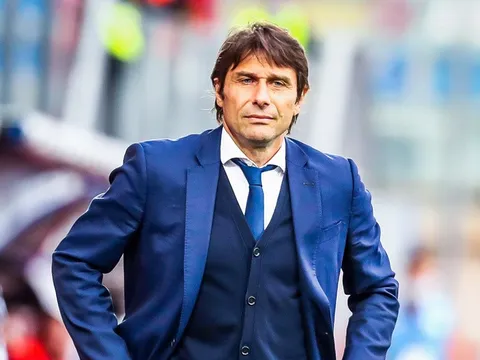 Ian Wright: Tôi không hiểu nổi Conte
