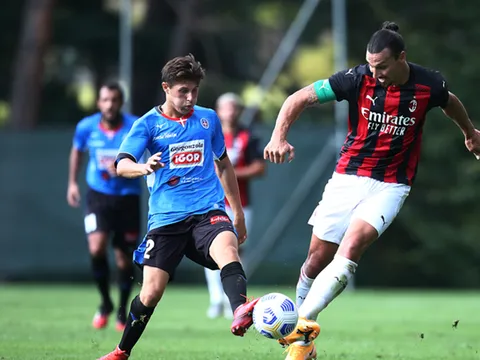 Ibra trở lại, "Kaka 2.0" lập cú đúp, AC Milan lội ngược dòng trước Novara