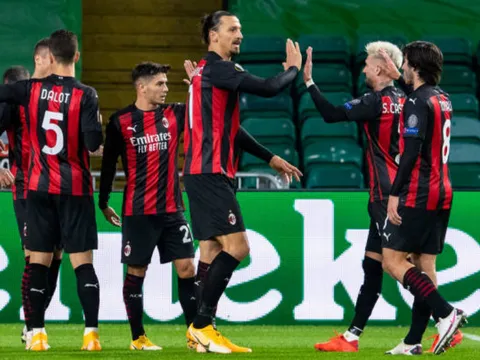 Ibrahimovic im tiếng trong ngày AC Milan quật ngã "đại gia" Scotland