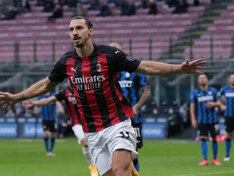 Ibrahimovic lập cú đúp, AC Milan quật ngã Inter trong trận derby nhiều ân oán