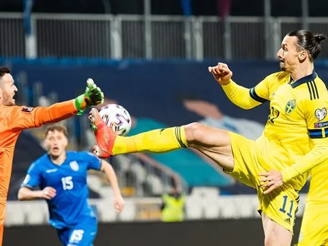 Ibrahimovic siêu việt, đánh gót kiến tạo thần sầu khiến đối thủ nóng giận