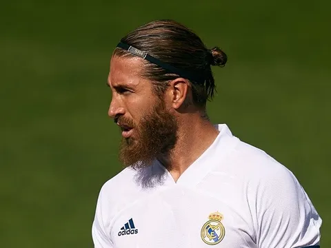 XONG! Sergio Ramos hé lộ điều 'dối trá' quanh vụ gia nhập Real Madrid