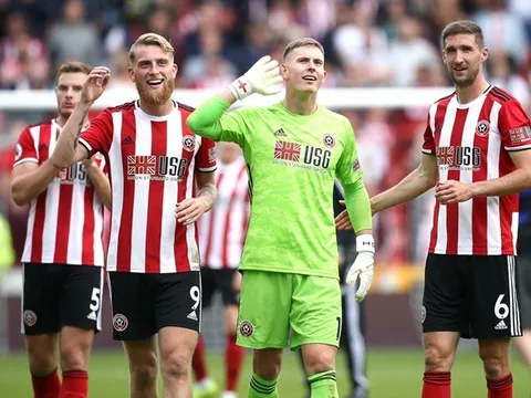 'Họ đang làm cái quái gì ở Premier League vậy?'