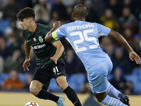 Sao 16 tuổi đầu tiên trong lịch sử vòng knock-out Champions League