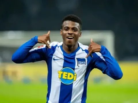 "Man City và Chelsea đã tiếp cận, tôi chọn City"