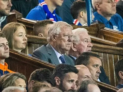 Van Nistelrooy tự hào khi Sir Alex dự khán