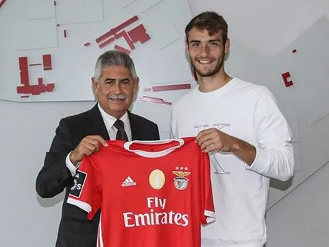 Tin buồn cho Liverpool: ''Van Dijk 2.0'' chính thức gia hạn hợp đồng