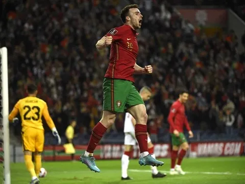Bồ Đào Nha 'săn' vé World Cup: Vũ khí Diogo Jota