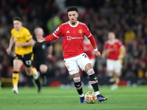 "Jadon Sancho không phải là David Beckham"