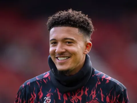 Jadon Sancho tiết lộ đang học hỏi 3 ngôi sao M.U
