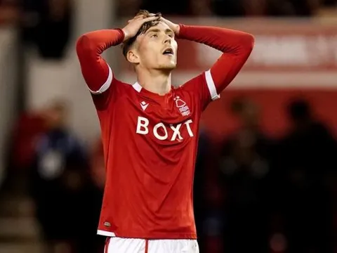 James Garner ngạc nhiên với Man United