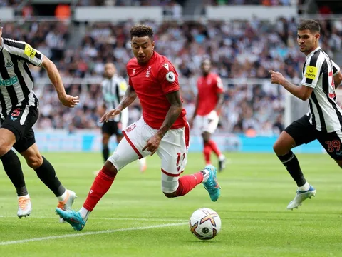 Jesse Lingard và sao M.U thua trận đầu trước Newcastle