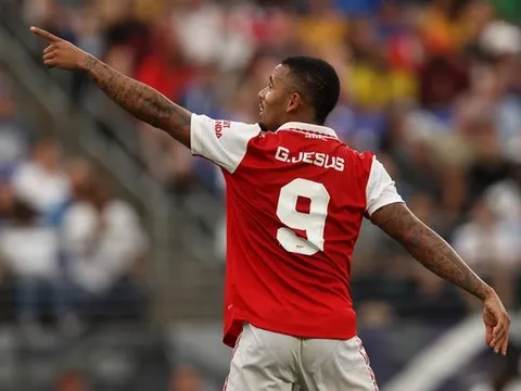 Đồng đội cũ tiết lộ sự khổ luyện của Gabriel Jesus