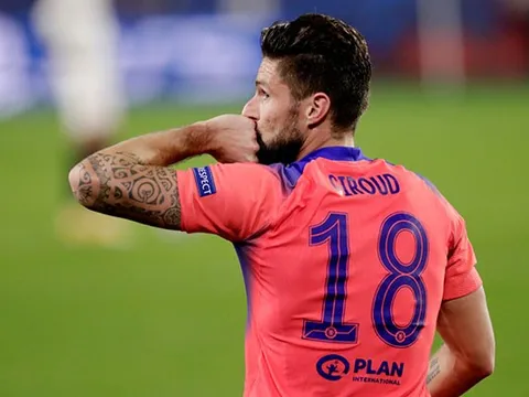Joe Cole: "Có lẽ fan Arsenal đang khóc thét vì Olivier Giroud"