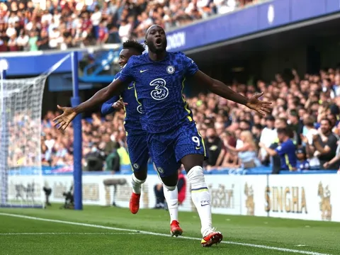 Joe Cole đưa Lukaku ra mỉa mai Tottenham, Arsenal