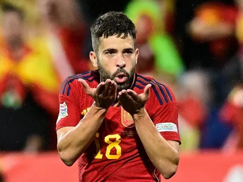 Jordi Alba chưa hết thời