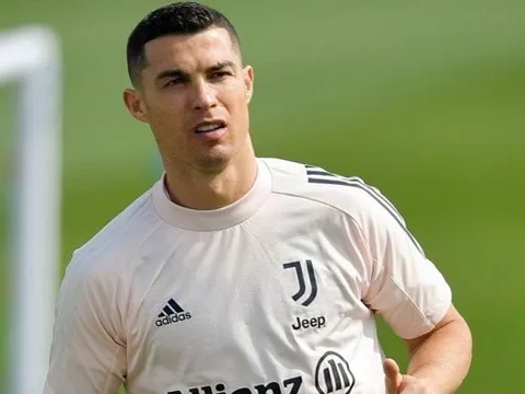 Jorge Mendes làm việc, ngày Ronaldo rời Juventus sắp đến