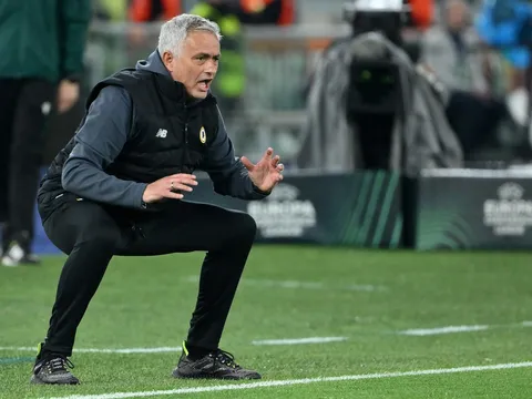 Mourinho: "Tôi từ chối đánh giá cao cậu ta"