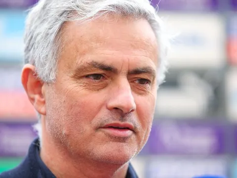 Jose Mourinho đang lặp lại chính xác những sai lầm ở Man United