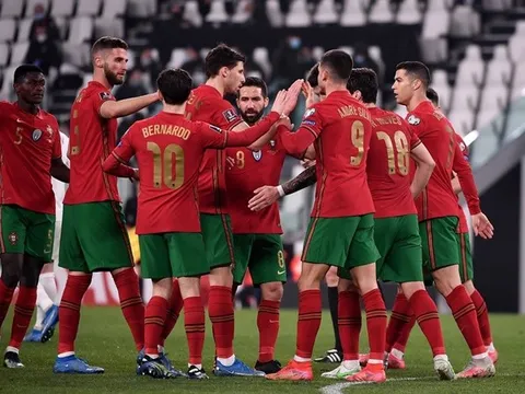 Jota và Felix sát cánh Ronaldo, Bồ Đào Nha sẵn sàng 'diệt gọn' Serbia?